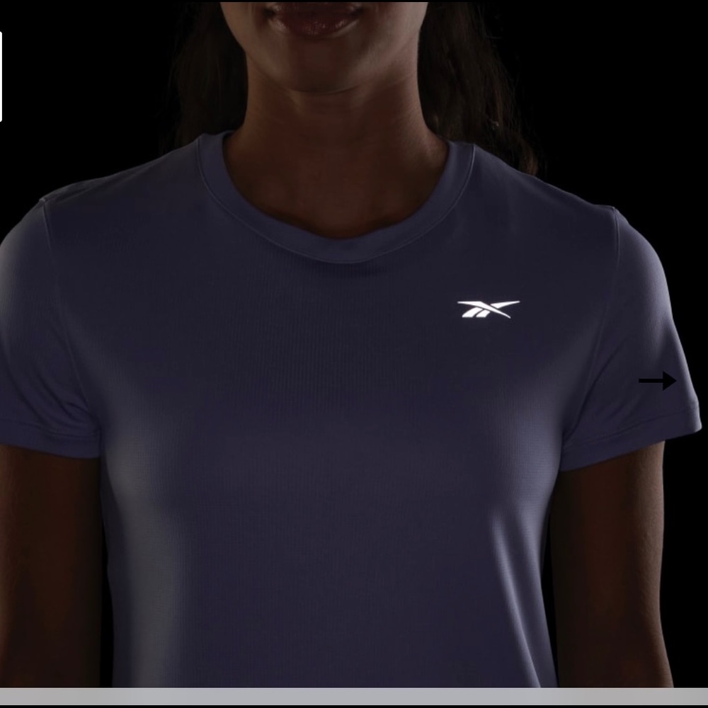 BNWOT Rebook Running Essentials Speedwick Tee - Picture 8 of 11